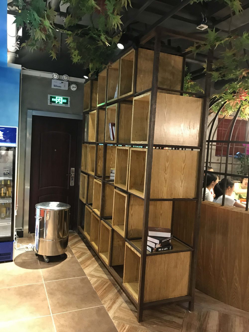 亲青菜缘时尚餐厅（枝江店）