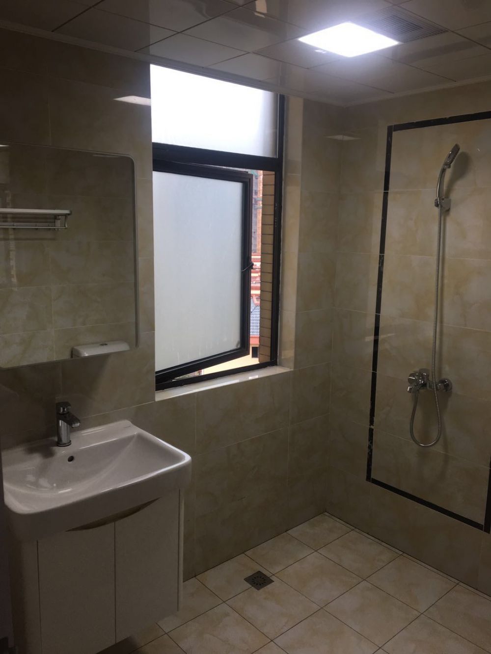 凯瑞华府4栋1102